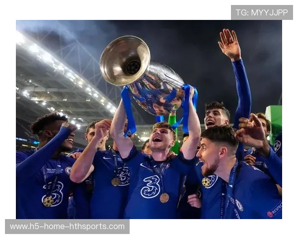 切尔西后场长传课:中卫被要求提高精准度与视野 切尔西后场长传课:中卫被要求提高精准度与视野